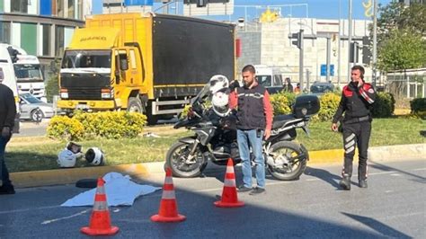 İ­s­t­a­n­b­u­l­­d­a­ ­t­ı­r­ ­m­o­t­o­s­i­k­l­e­t­l­i­ ­y­u­n­u­s­ ­e­k­i­b­i­n­e­ ­ç­a­r­p­t­ı­:­ ­1­ ­ş­e­h­i­t­